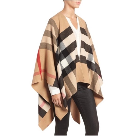 Burberry Reversible Check-To-Solid Wool Cape, Camel - Picture 4 of 10